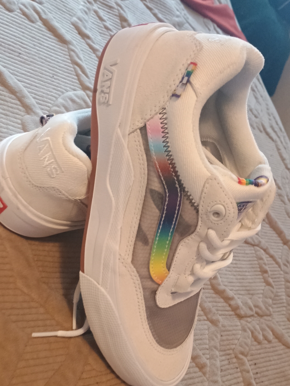 Vans Mens White Sneakers with Iridescent Rainbow Side Stripe